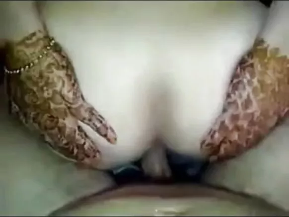 Mehendi porn nyina w’igitsina c’umuhindi.